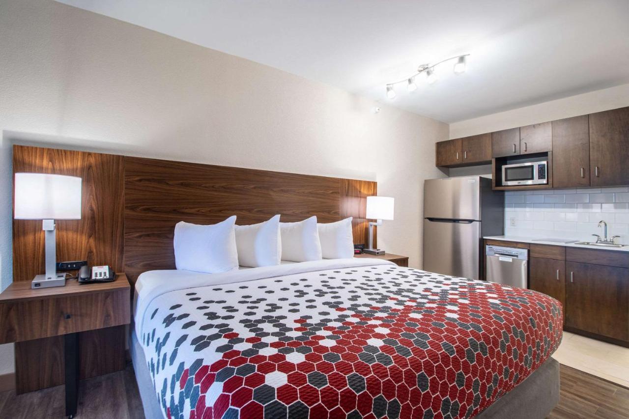 Econo Lodge Inn & Suites Foley-North Gulf Shores Buitenkant foto